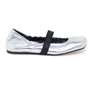 Ballerina Vic Matiè in pelle laminata con punta quadra e cinturino