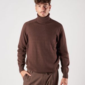 Maglia A|STORE collo alto marrone