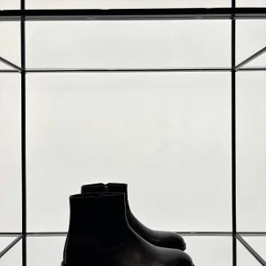 Stivaletto Vitello Con Zip Uomo