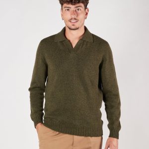 Polo A|STORE in lana senza bottoni verde oliva