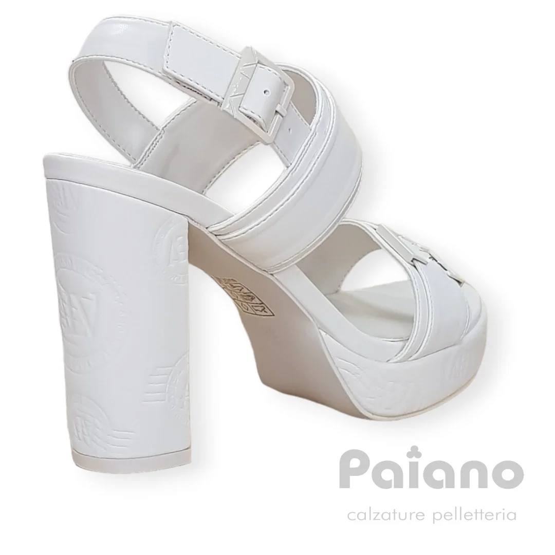 Alviero Martini 062 pelle bianco latte sandalo tacco alto con plateau - immagine 5