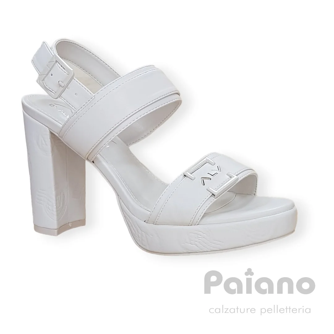 Alviero Martini 062 pelle bianco latte sandalo tacco alto con plateau - immagine 2