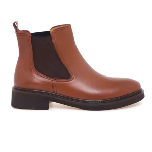 Chelsea boot Calpierre in pelle con suola in gomma extra light