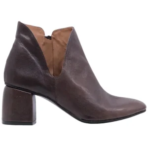 Stivaletto donna Kudetà in morbida pelle di colore marrone