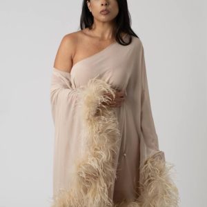 Abito in chiffon con piume boa