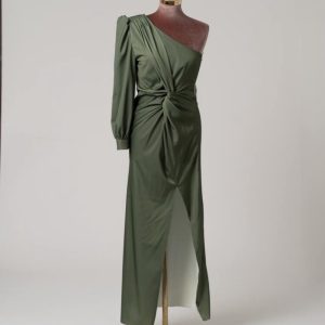 Abito in seta verde oliva