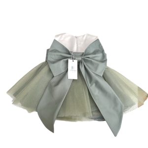 Abito in rasatello e gonna in tulle