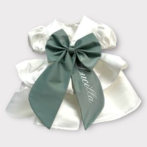 Abito in seta con doppia balza e cintura con fiocco personalizzato