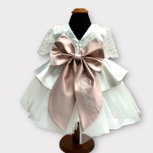 Abito corpino con perline e gonna in tulle