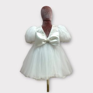 Abito corpino perline e gonna in tulle