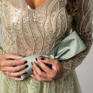 Abito donna ricamato in salvia