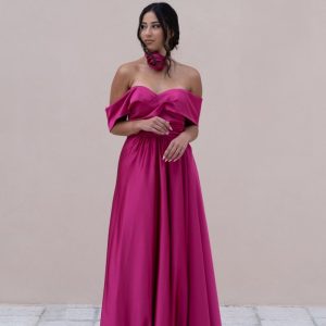 Abito in seta con arriccio sul corpetto