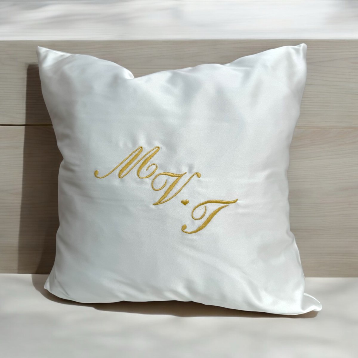 Cuscino sposa in seta personalizzato - immagine 2