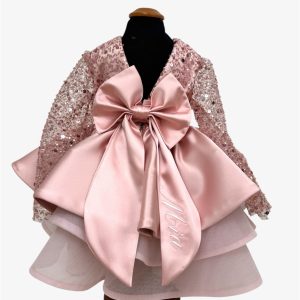 Abito in perline rosa antico con gonna in seta