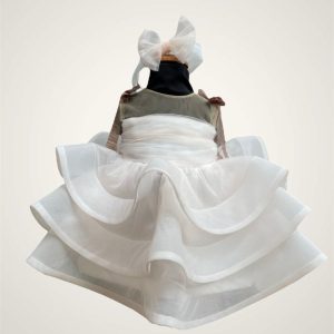 Abito in organza e tulle in rosa nude