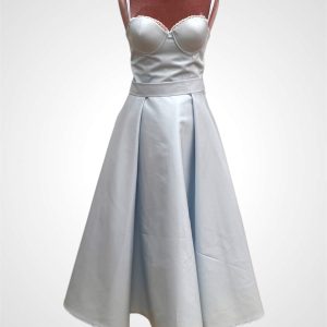 Abito in cotone con scollo a cuore e pizzo fuori esce