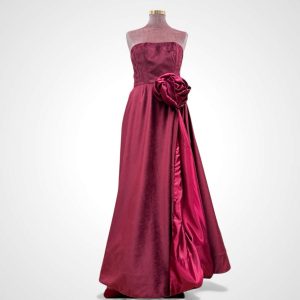 Abito donna elegante in velluto bordeaux